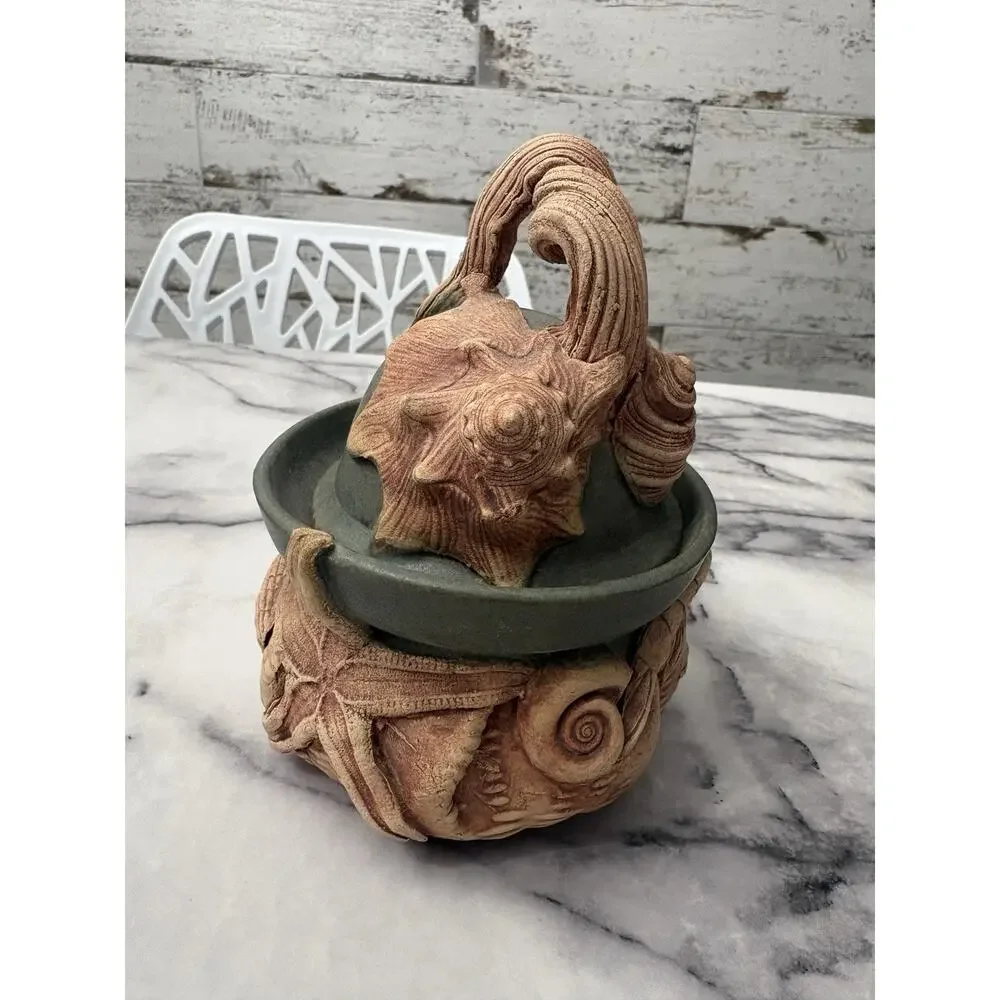 Charlestowne Porcelain Hand-Crafted Pottery Bowl & Lid Leo & Karin Villaroman